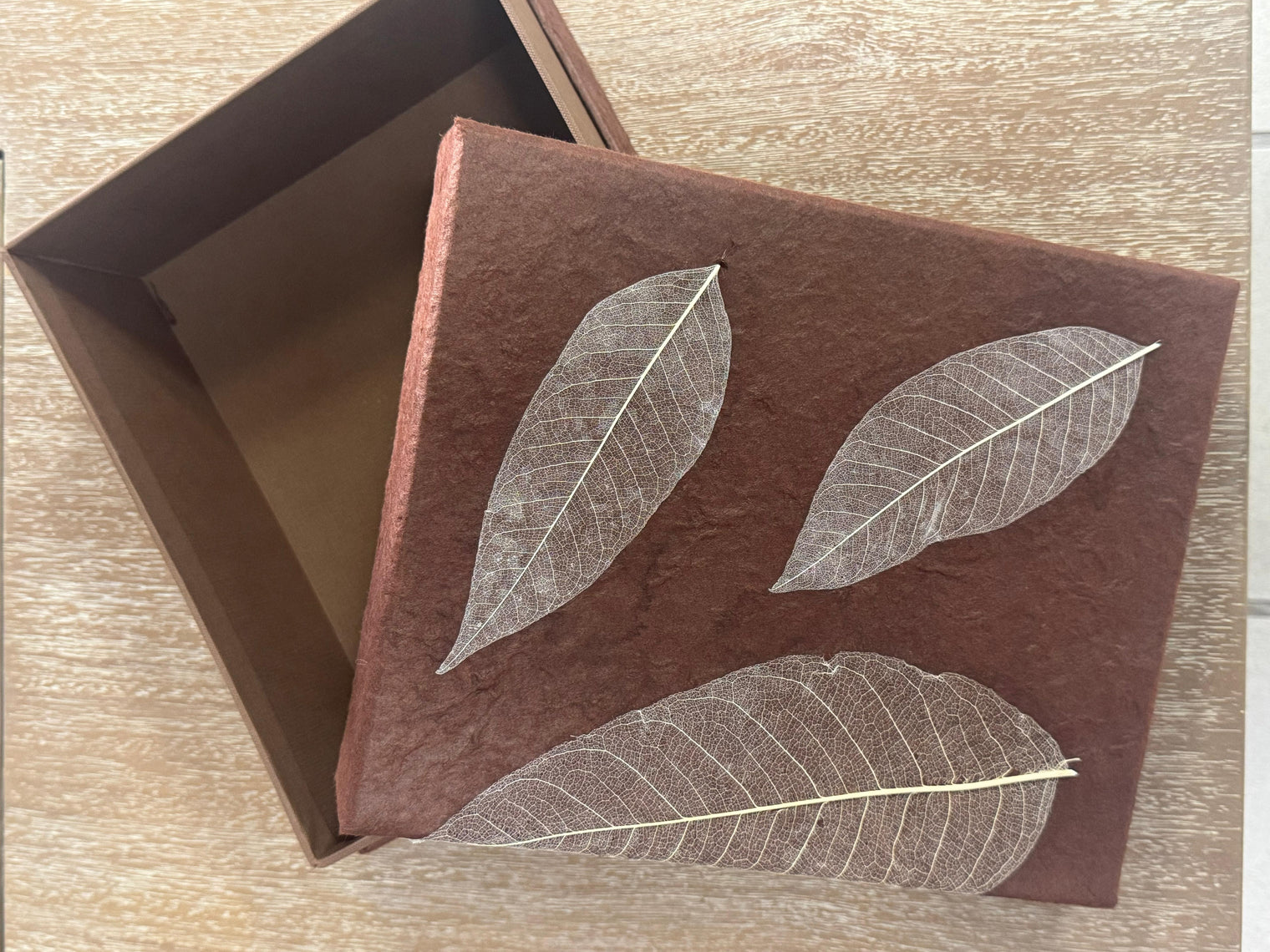 Urna Biodegradable Personalizada – Grabado Incluido